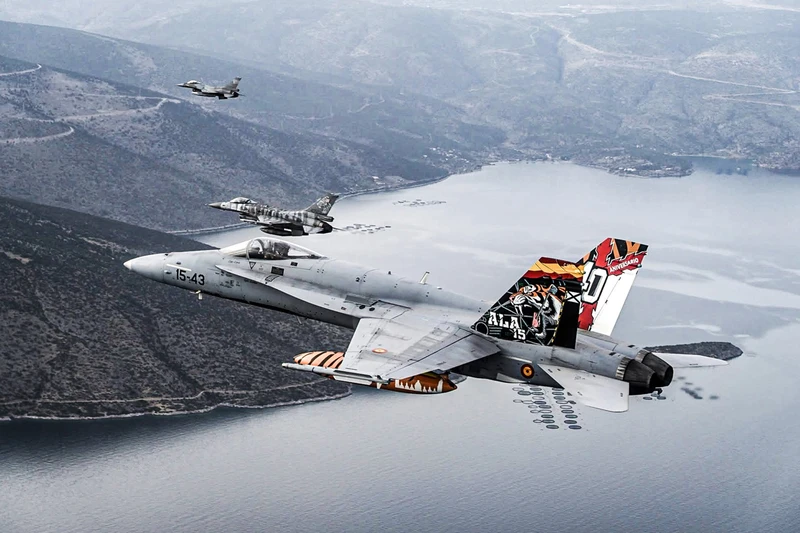Los EF-18M espa�oles son habituales en diferentes ejercicios con pa�ses aliados en el marco de la OTAN. (NATO)